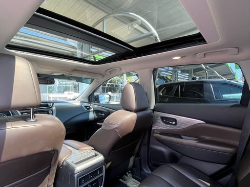 Used 2015 Nissan Murano Platinum w/ Platinum Technology Package image 5