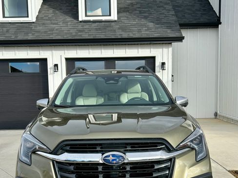 Used 2023 Subaru Ascent Limited w/ Technology Package image 5