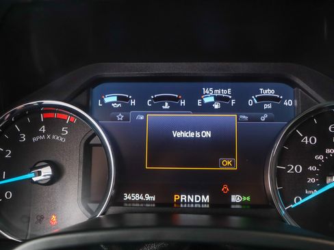 Used 2022 Ford F250 Lariat w/ Black Appearance Pkg AWD/4WD image 16