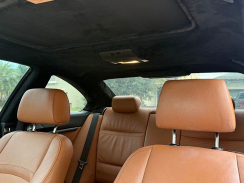 Used 2010 BMW 328i Coupe image 12