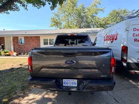 Used 2018 Ford F150 Lariat w/ Equipment Group 502A Luxury image 6