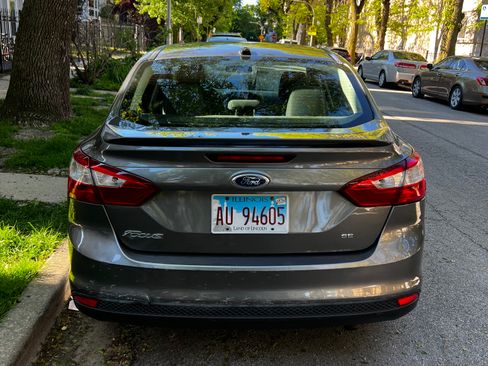 Used 2012 Ford Focus SE FWD image 6