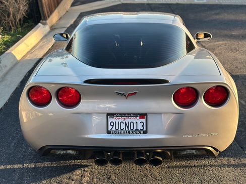 Used 2007 Chevrolet Corvette Z06 w/ Preferred Equipment Group RWD image 9