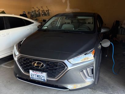 Used 2022 Hyundai Ioniq SE