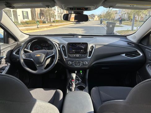 Used 2022 Chevrolet Malibu RS w/ LPO, Floor Liner Package image 13