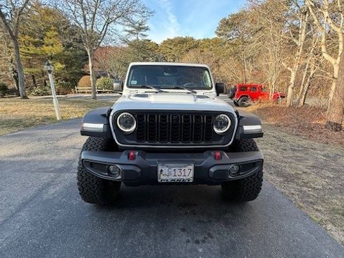 Used 2024 Jeep Wrangler Unlimited Rubicon w/ XTREMEE 35" Tire Package image 12