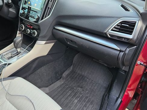 Used 2019 Subaru Forester Premium image 10