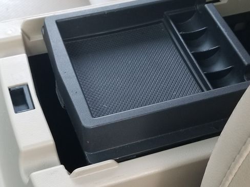 Used 2017 Subaru Outback 2.5i Limited image 28