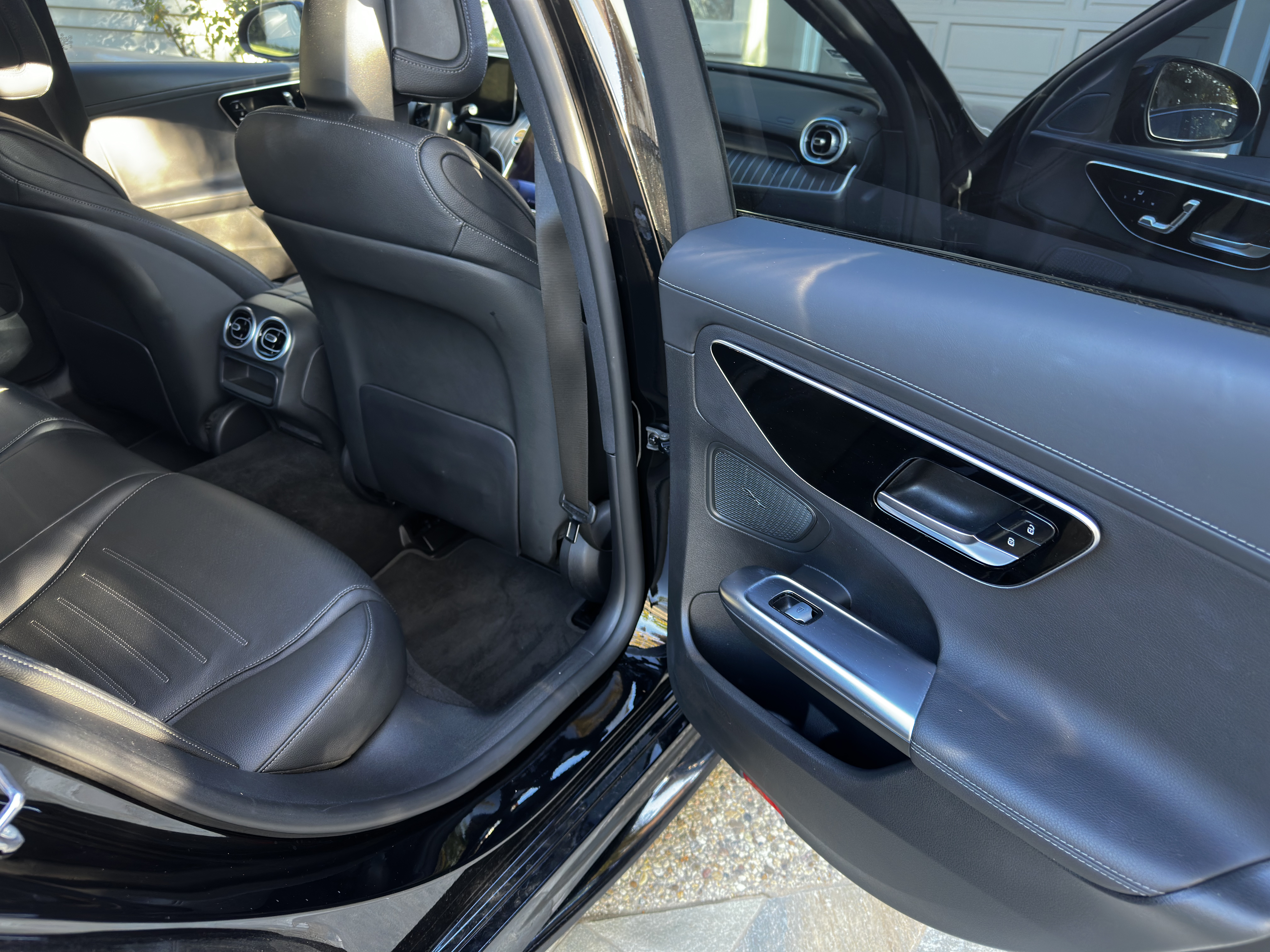Used 2023 Mercedes-Benz C 300 Sedan image 17