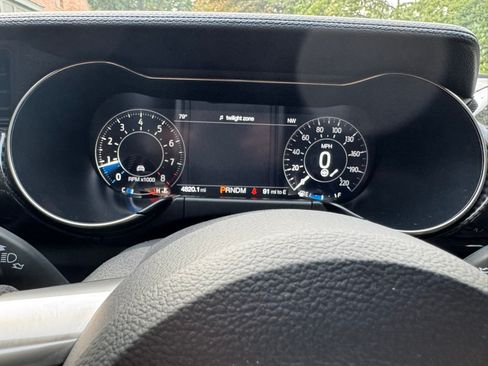 Used 2022 Ford Mustang Shelby GT500 w/ Carbon Fiber Track Pack image 20