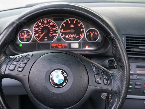 Used 2006 BMW 330Ci Convertible RWD image 10