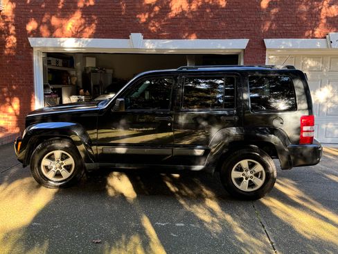 Used 2012 Jeep Liberty Sport w/ Popular Equipment Group image 5