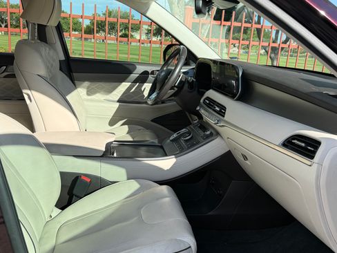 Used 2020 Hyundai Palisade Limited FWD image 15