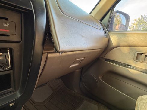Used 1997 Toyota 4Runner 2WD w/ Pwr Pkg #2 image 9