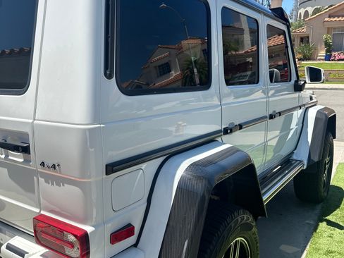 Used 2017 Mercedes-Benz G 550 Squared image 4