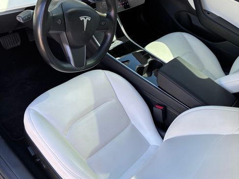 Used 2019 Tesla Model 3 Standard Range Plus RWD image 10