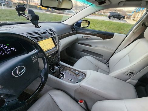Used 2008 Lexus LS 460 image 8