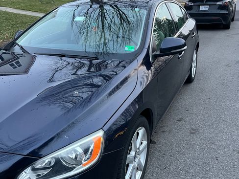 Used 2016 Volvo S60 T5 Premier image 9