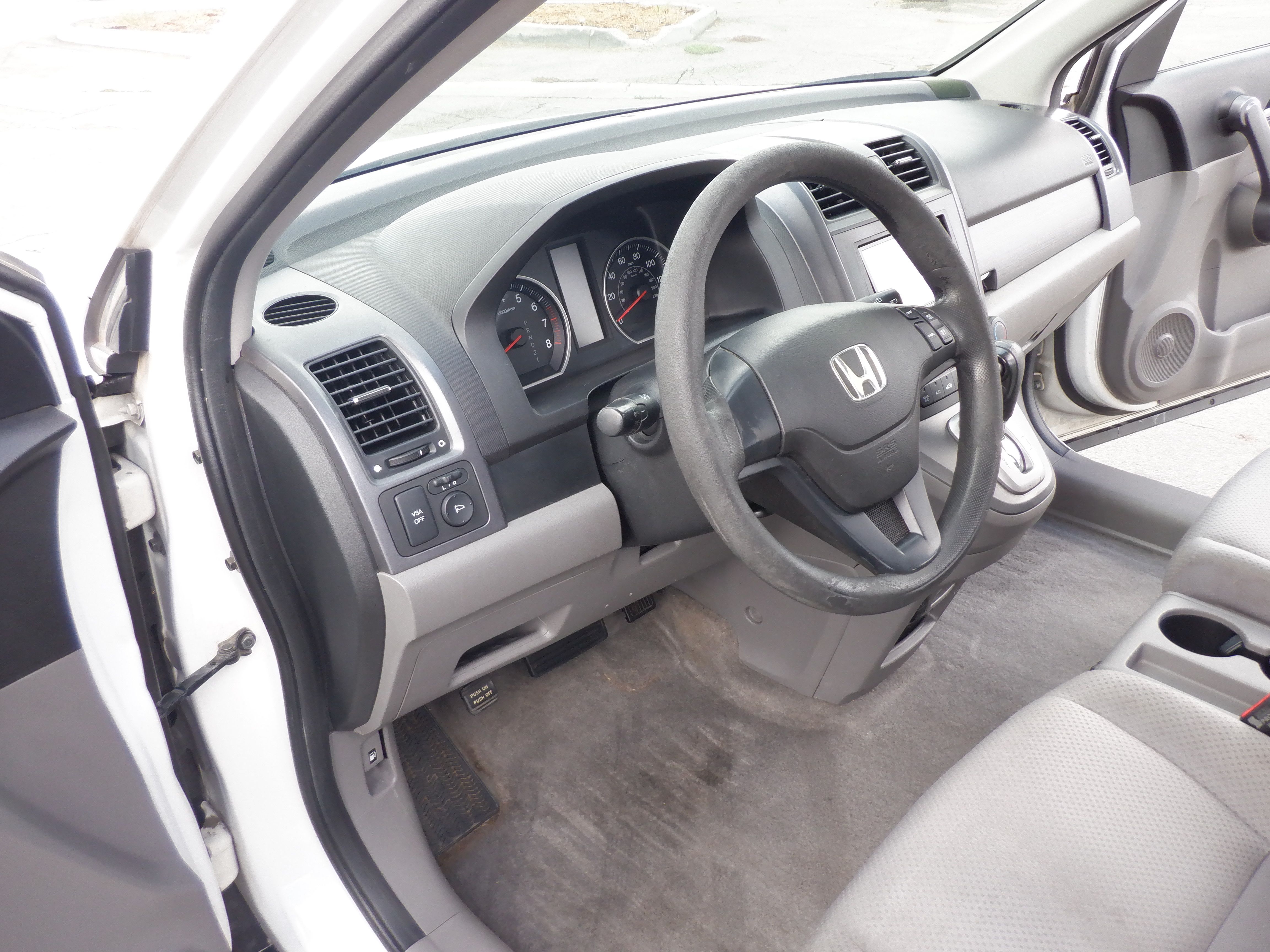 Used 2009 Honda CR-V LX image 8