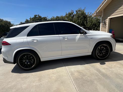 Used 2024 Mercedes-Benz GLE 53 AMG 4MATIC image 4