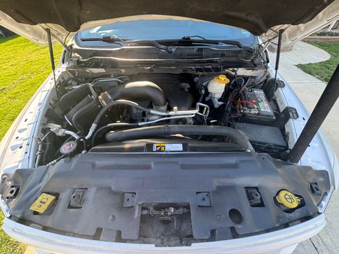 Used 2014 RAM 1500 Sport w/ Sport Premium Group image 9