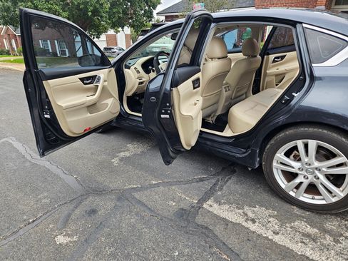 Used 2013 Nissan Altima 3.5 SL image 4