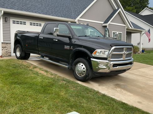 Used 2018 RAM 3500 Laramie AWD/4WD image 1