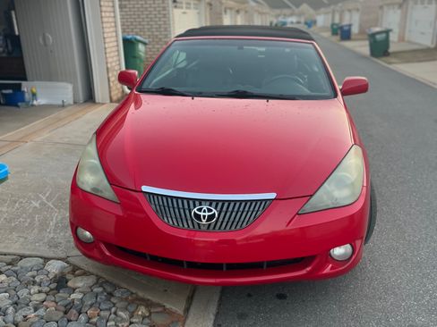 Used 2006 Toyota Solara SLE image 2