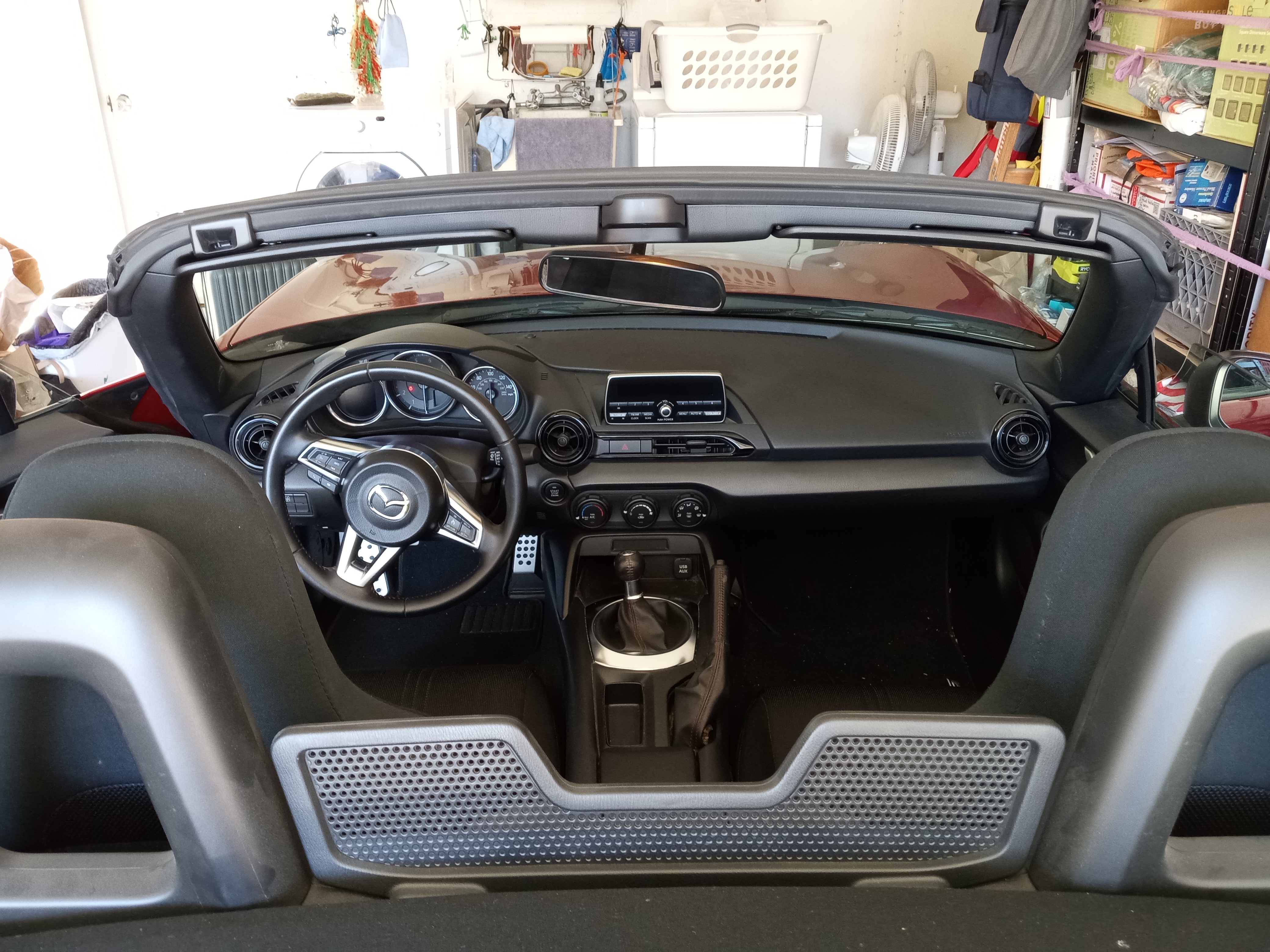 Used 2017 MAZDA MX-5 Miata Sport w/ Interior Package RWD image 16