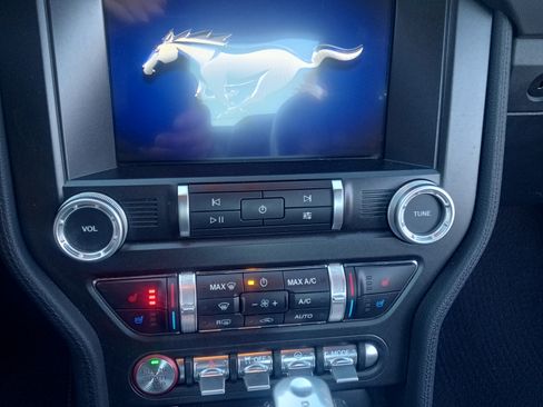 Used 2021 Ford Mustang GT Premium w/ Equipment Group 401A image 12