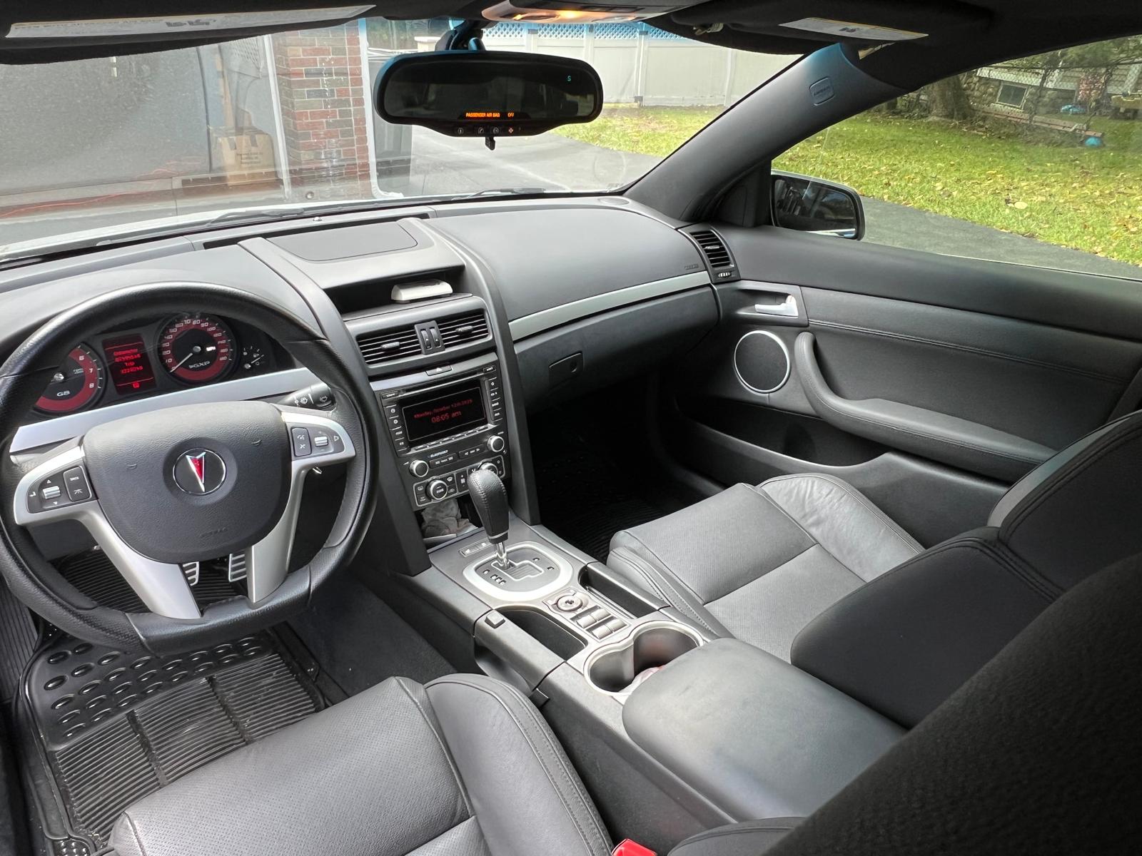 Used 2009 Pontiac G8 GXP RWD image 15