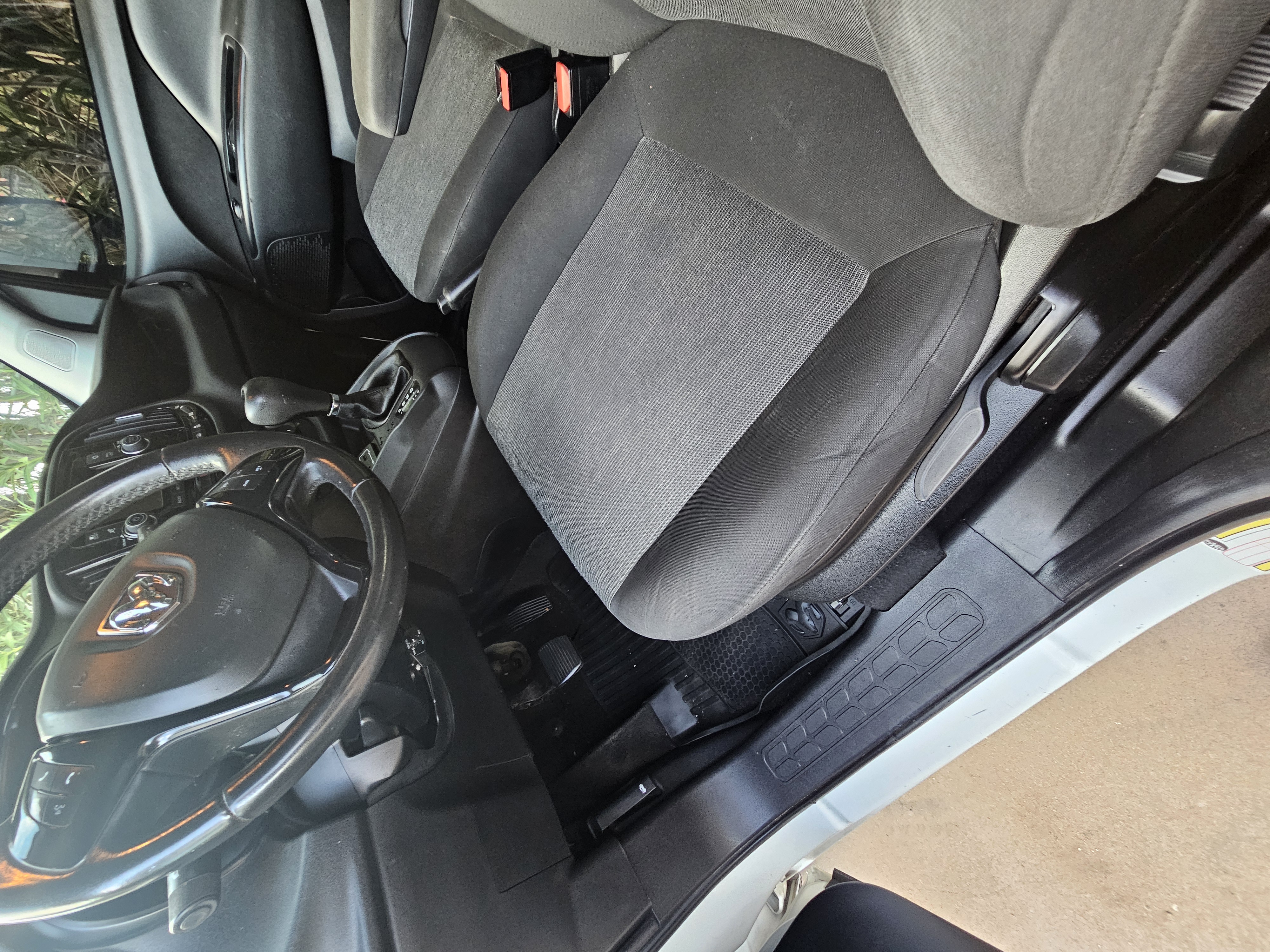 Used 2019 RAM ProMaster City Tradesman SLT FWD image 6