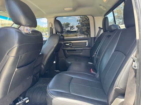 Used 2018 RAM 2500 Laramie w/ Sport Appearance Group AWD/4WD image 11