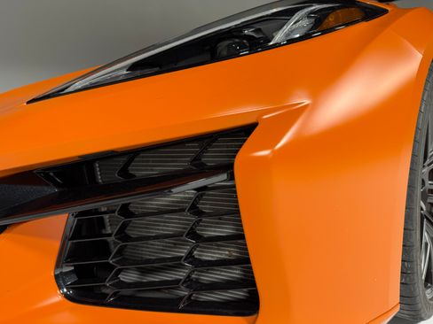 Used 2023 Chevrolet Corvette Z06 RWD image 8