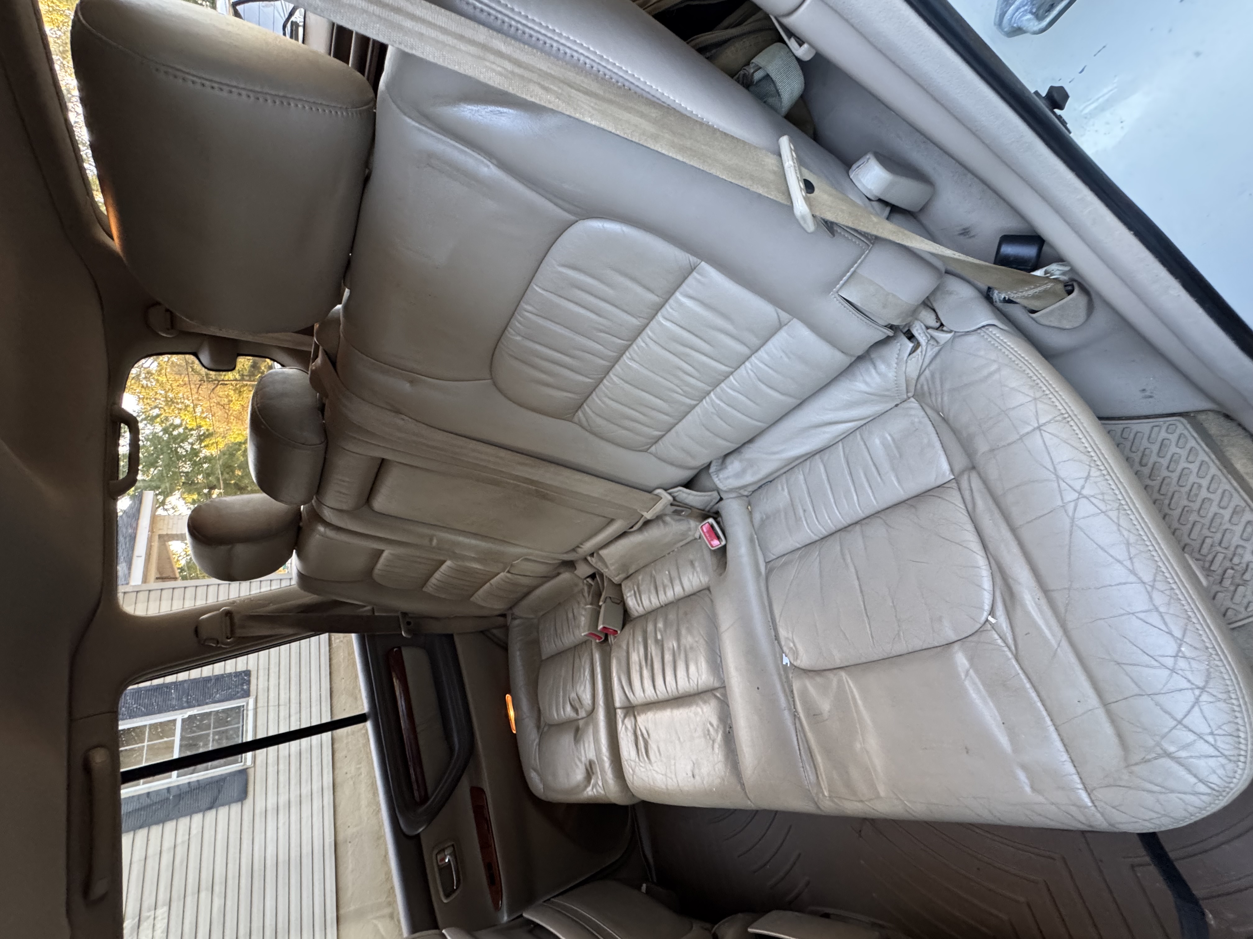 Used 2001 Lexus LX 470 4WD image 14
