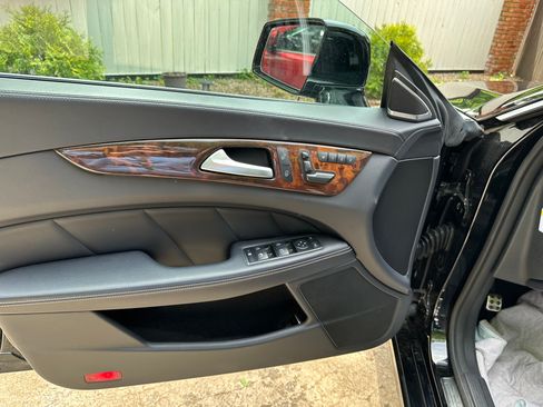 Used 2014 Mercedes-Benz CLS 550 image 12