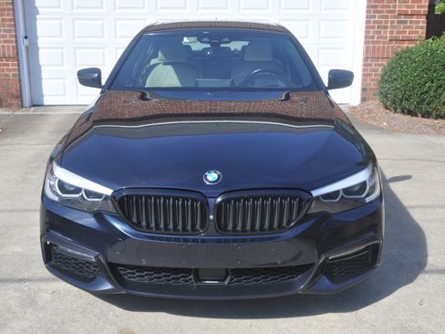 Used 2018 BMW 540i image 1