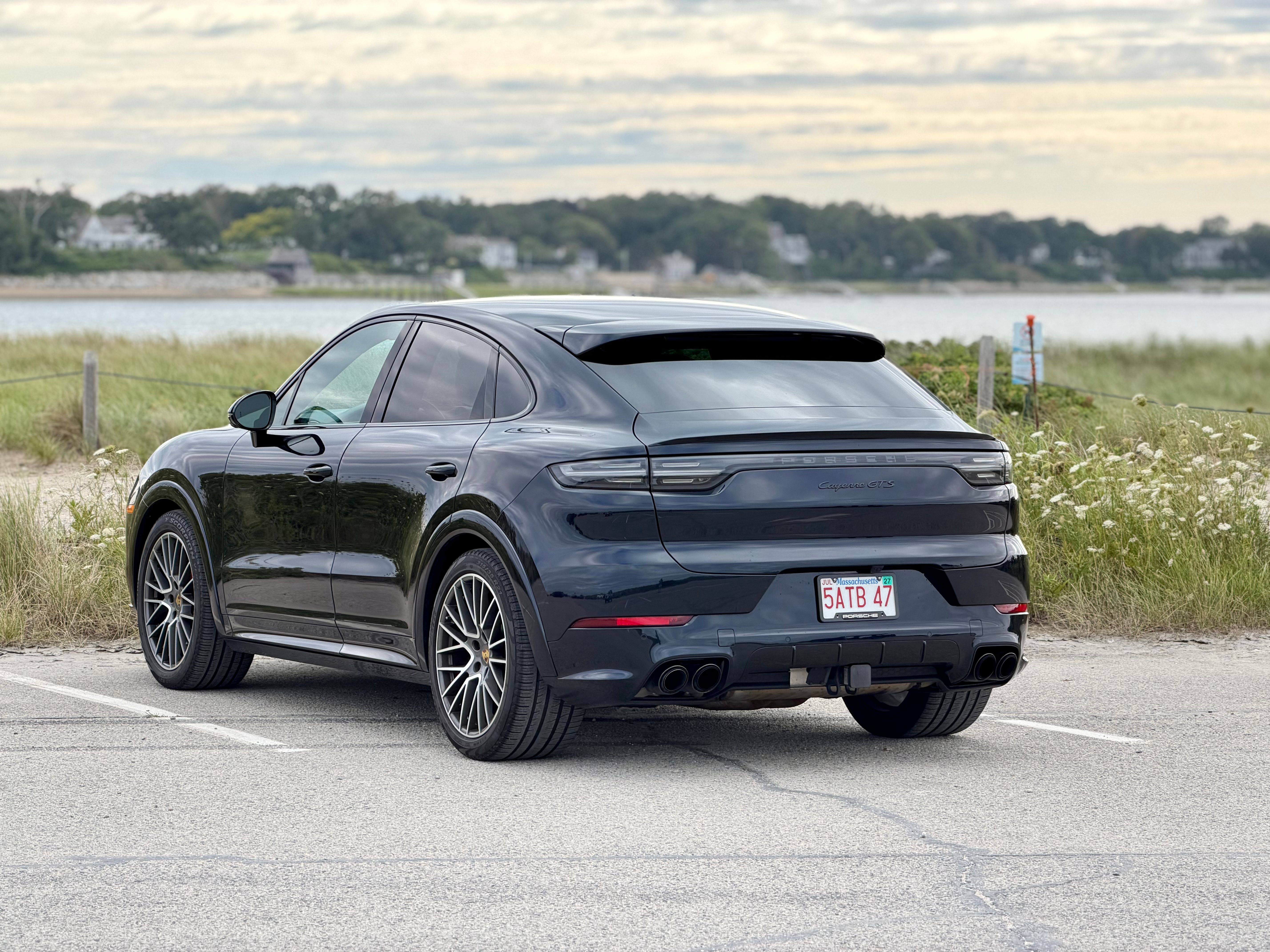 Used 2021 Porsche Cayenne GTS AWD/4WD image 13