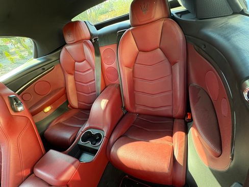 Used 2016 Maserati GranTurismo Sport RWD image 16