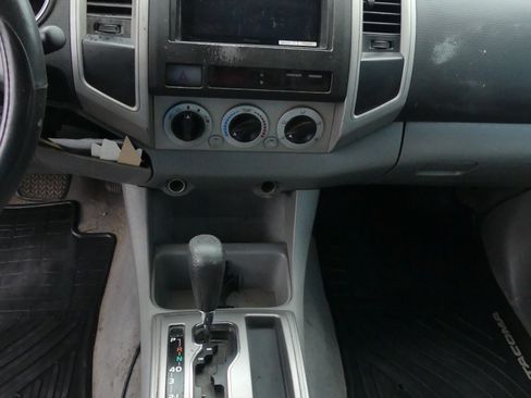 Used 2008 Toyota Tacoma PreRunner image 13