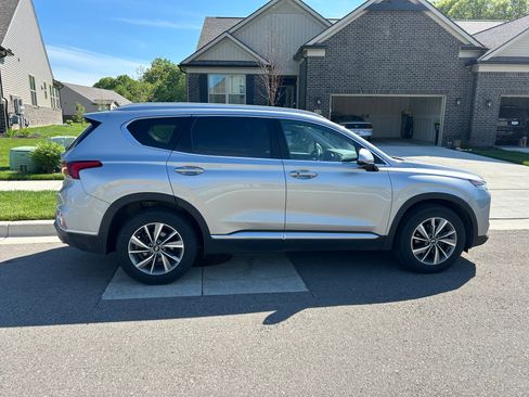 Used 2020 Hyundai Santa Fe SEL w/ Convenience Package AWD/4WD image 11