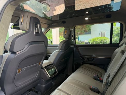 Used 2023 Rivian R1S Launch Edition AWD/4WD image 14