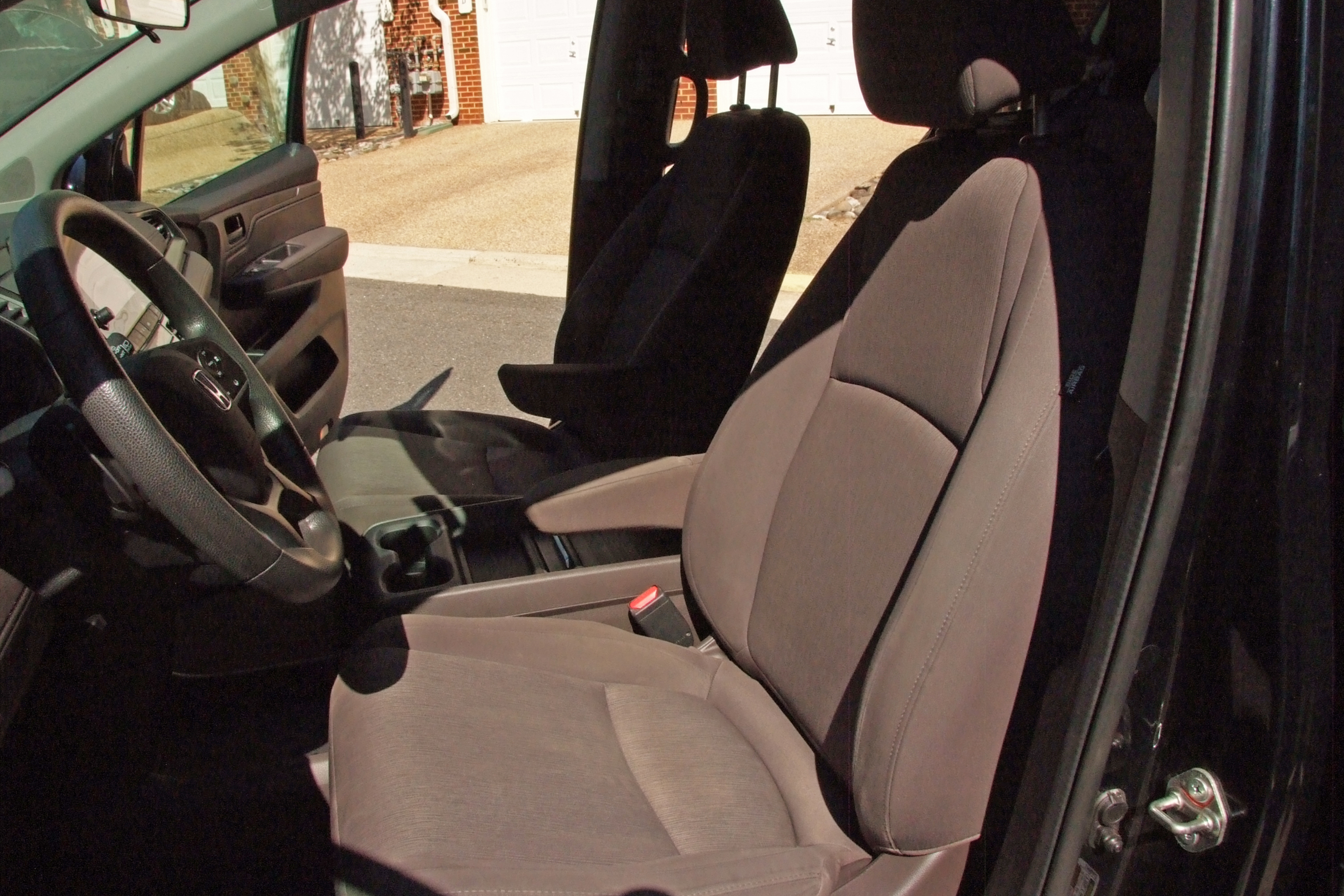 Used 2018 Honda Odyssey EX image 12