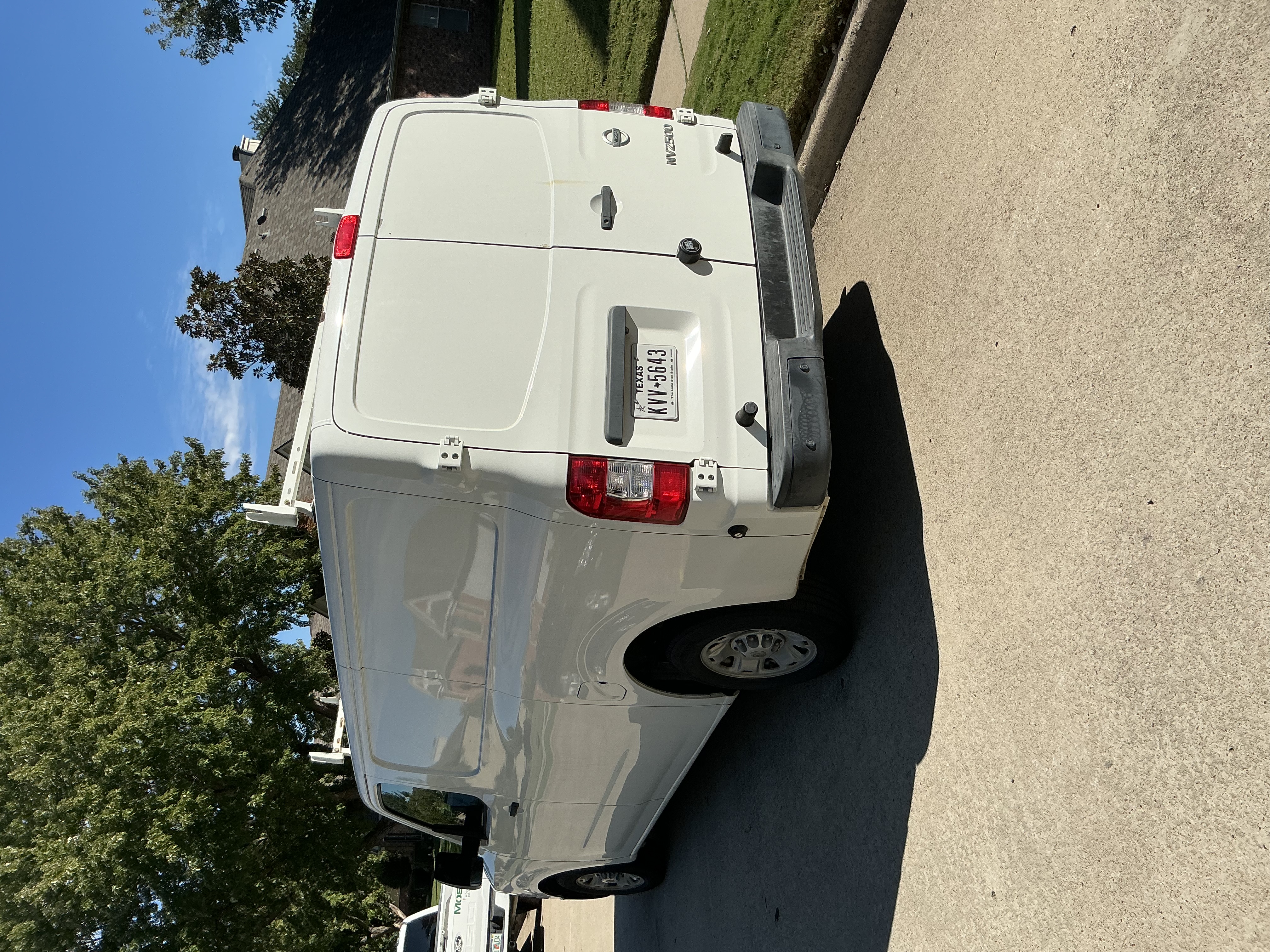 Used 2018 Nissan NV 2500 SV w/ Navigation Package RWD image 6