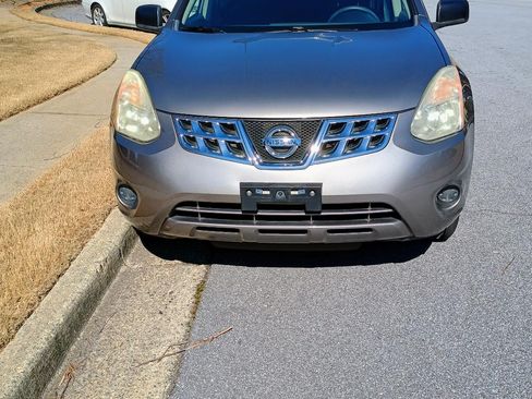 Used 2013 Nissan Rogue S image 1