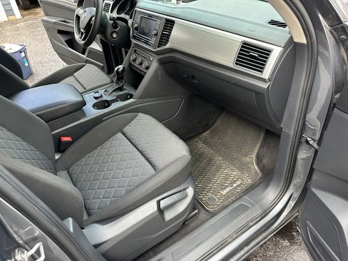 Used 2018 Volkswagen Atlas S image 23