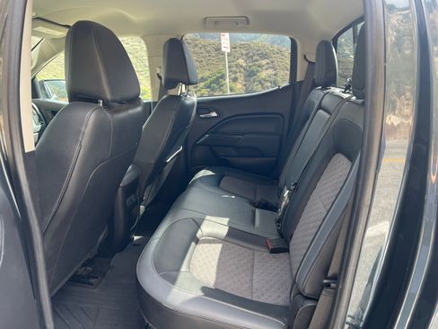 Used 2017 Chevrolet Colorado Z71 image 20