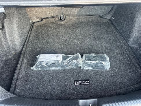 Used 2016 Volkswagen Jetta Sport w/ Lighting Package image 13