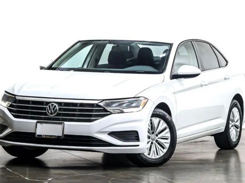 Used 2019 Volkswagen Jetta S w/ Driver Assistance Package image 8