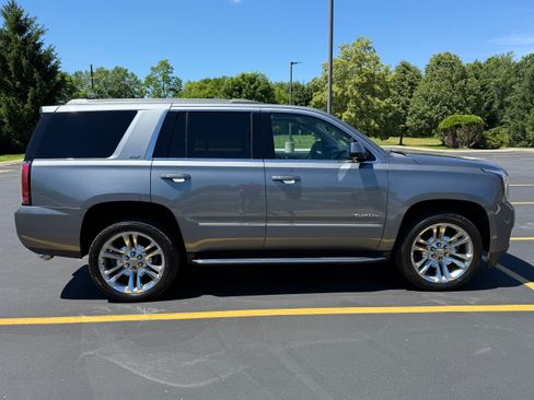 Used 2019 GMC Yukon SLT w/ Premium Edition AWD/4WD image 6